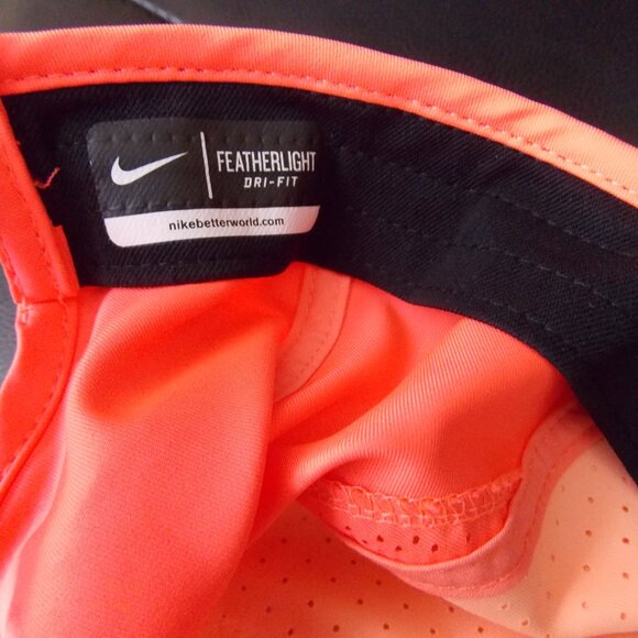 Nike Dri-Fit Strapback Hat OS Adjustable Swoosh Featherlight - Picture 5 of 5